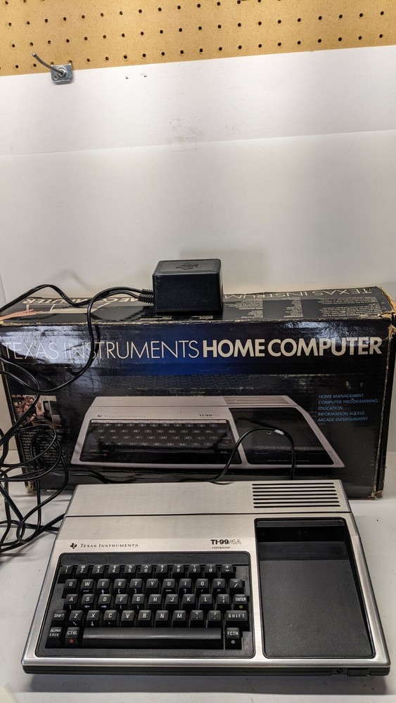 Texas Instruments Ti-99/4A Vintage Computer -bundle- *UNTESTED* Games Box More