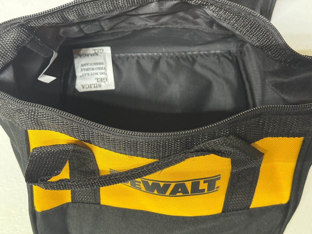 DeWalt 9" X 9" X 8" Small Canvas Tool Bag.