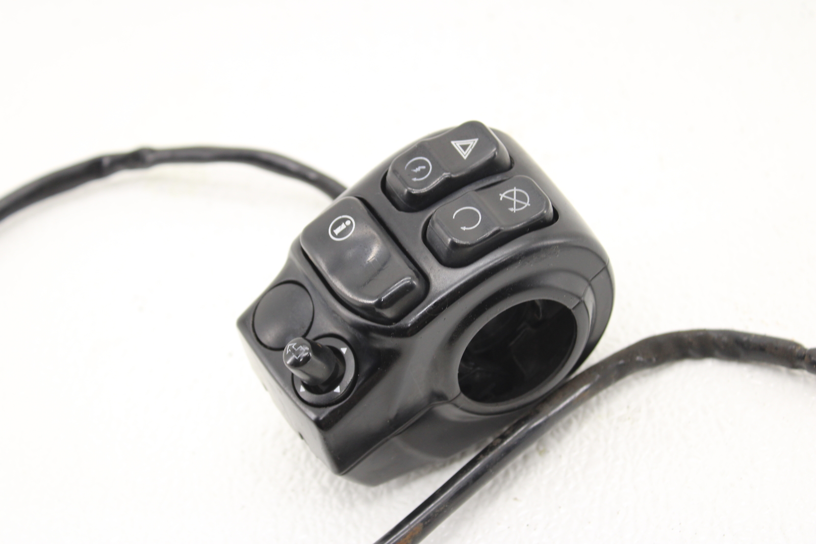 2016-2018 Harley Davidson Touring Road Electra Street Right Control Switch Pack