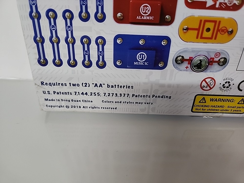 ELENCO Snap Circuits Jr. 100 Experiments Electronics Discovery Kit