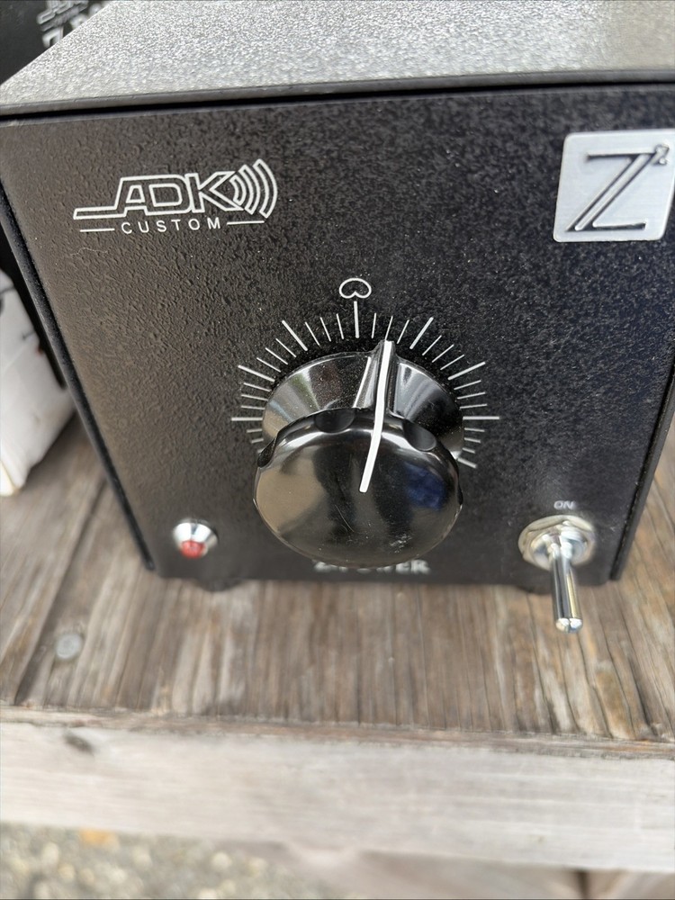 ADK Z2 Custom Infinitely-Variable Universal Valve Microphone Power Supply