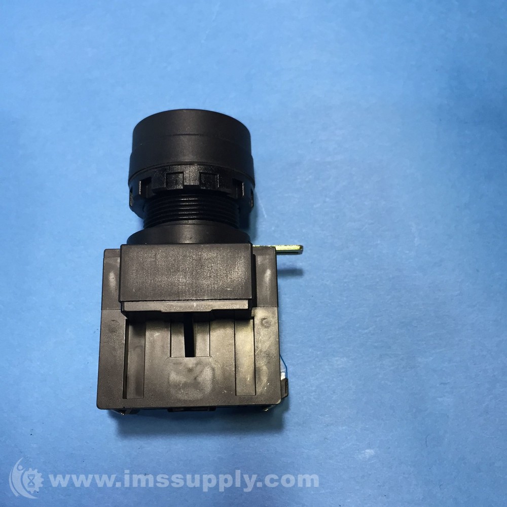 Idec HW1B-M110B Pushbutton FNOB