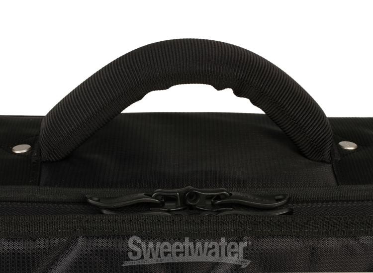 MONO Club 2.0 Accessory Case