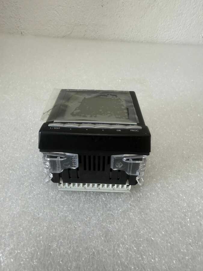 SOCOMEC MULTI-FUNCTION-METER DIRISA-30 48250403