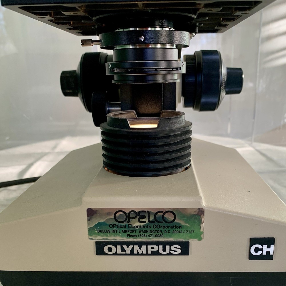 Olympus CHB-001 Model Microscope 4 Objectives w Manual Case Accessories EUC