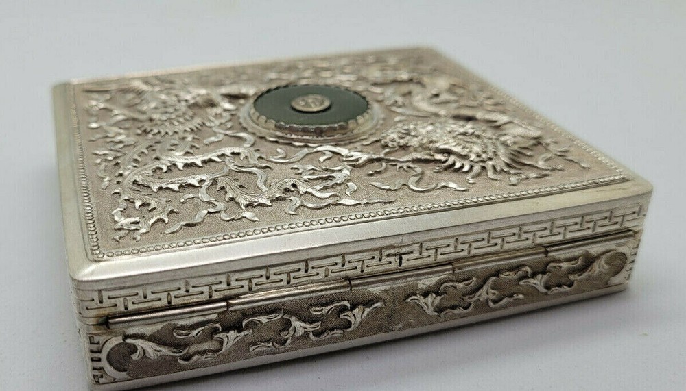 ANTIQUE BEAUTIFUL SOLID SILVER CIGARETTE CASE DRAGON & JADE SCENE 132.6 G. /B090