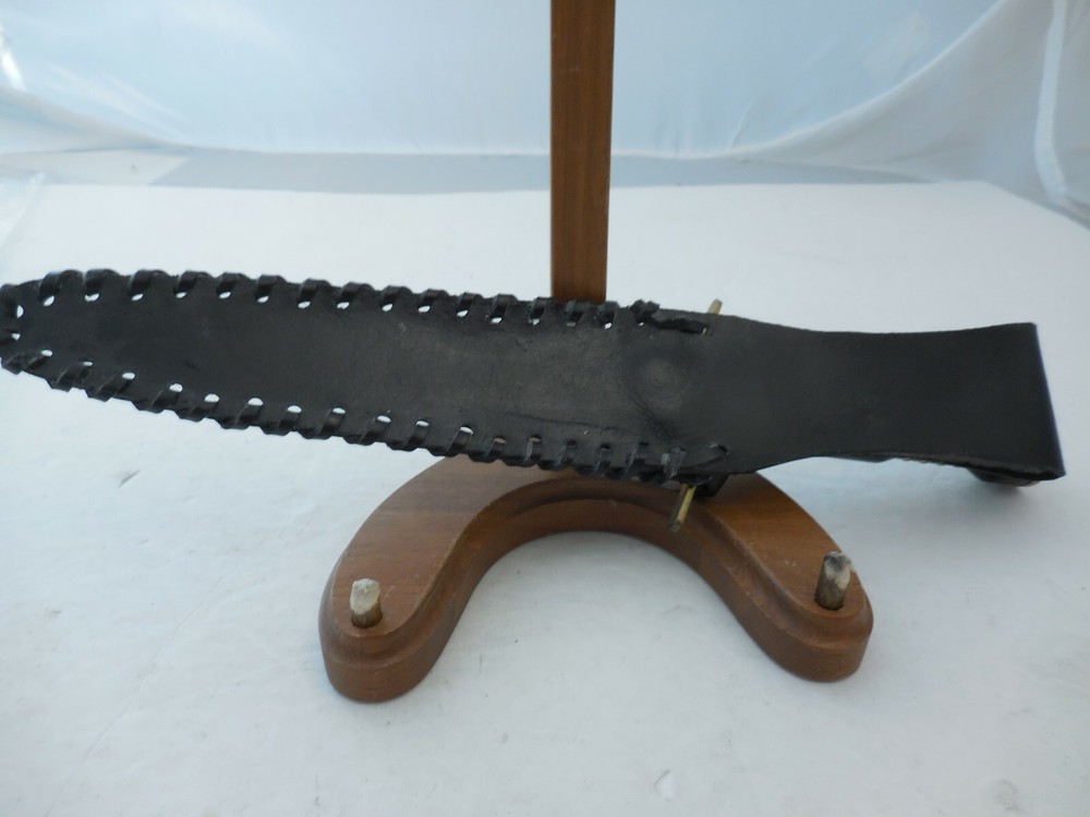 Vintage Dagger With Sheath Excellent Condition