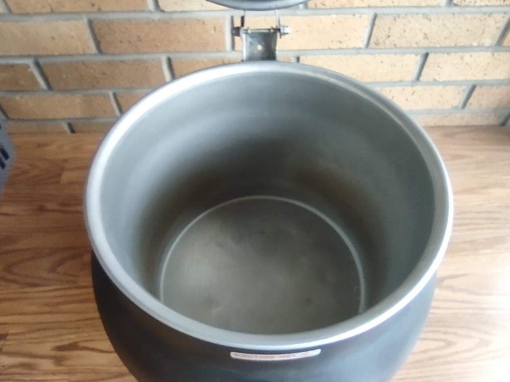 Server Products Kettle Server Thermostatically Controlled 120V Model KS WORKS!