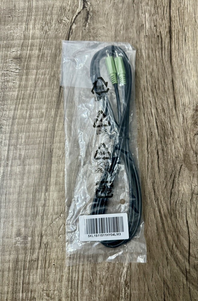 Universal 3.5mm Stereo Audio Aux Cable