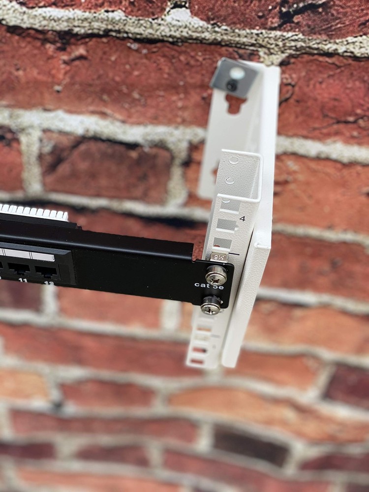 19 Inch Vertical Ends Wall Mount Rack Server Rack With Hardware Black 4U