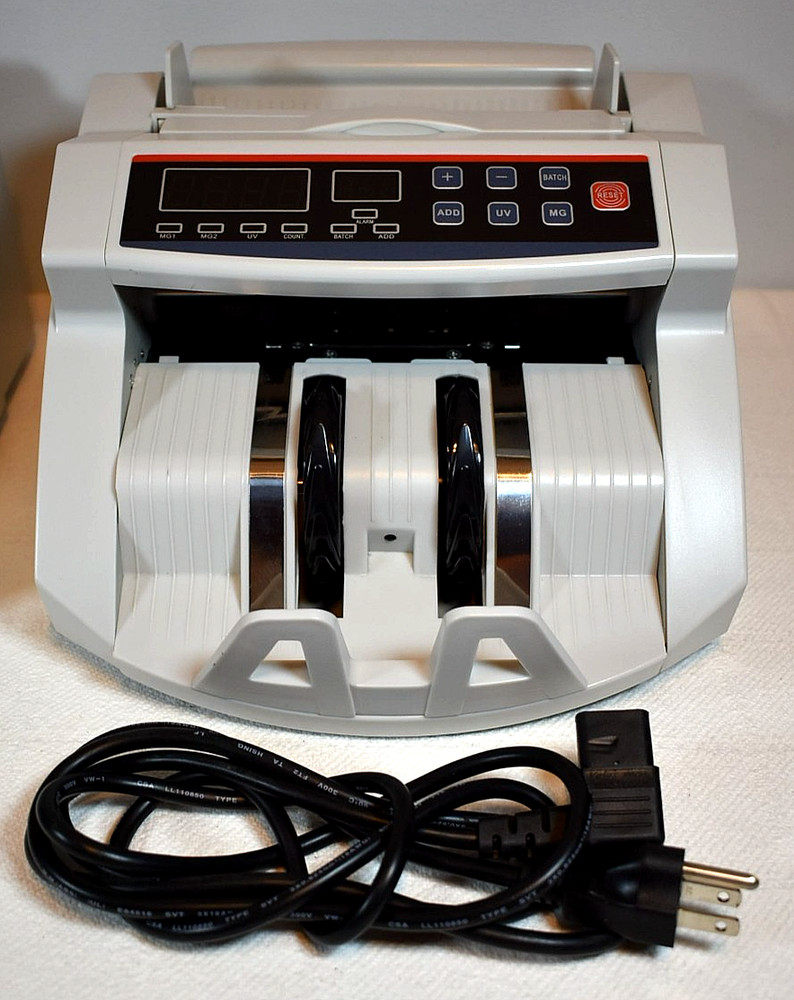 R2108B Basic Function Money Detector Machine Currency/Money Counter "FOR PARTS"