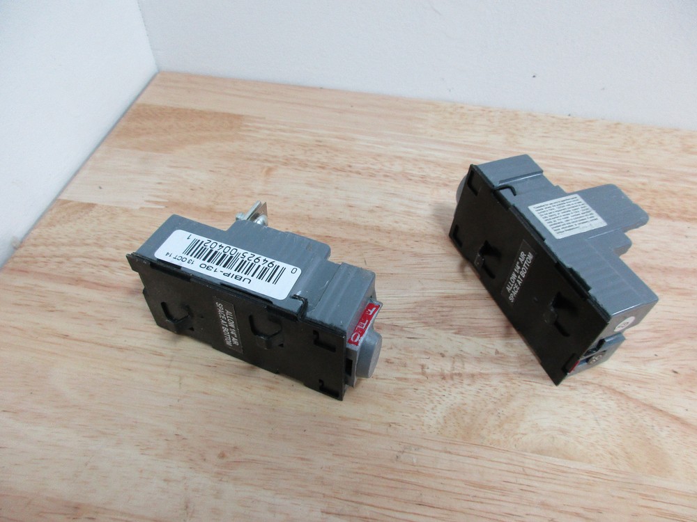 30 AMP Type UBI P Circut Breaker Conneticut Electric Single Pole