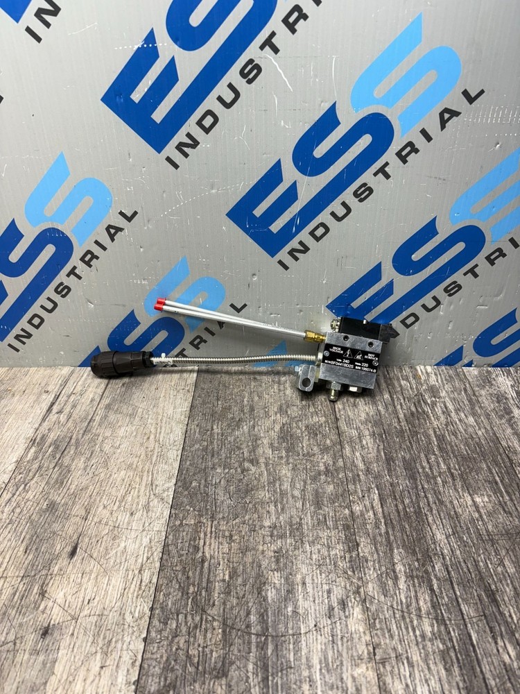 GLUE MACHINERY HOT MELT APPLICATOR HEAD BF0441BD2S