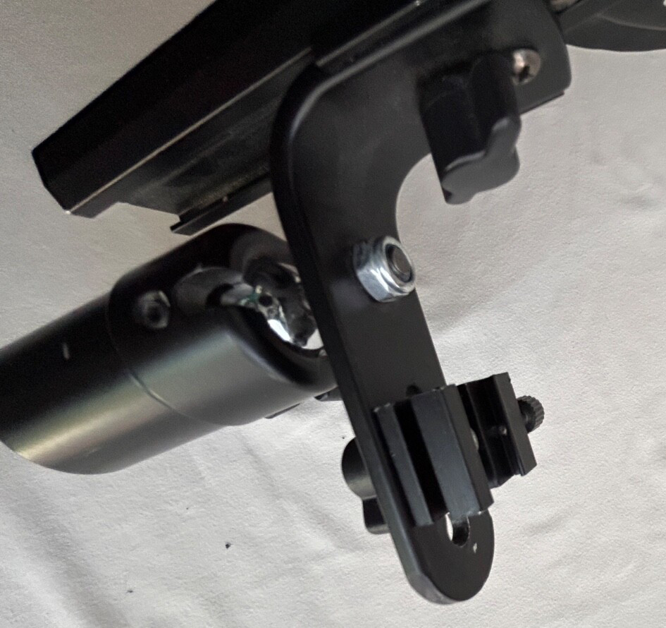Flash Soft box w/ Hot shoe mount-24"square with relective & soft white-foldable