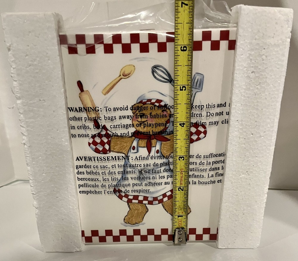 Vintage 2005 Avon Bear Chef Trivet