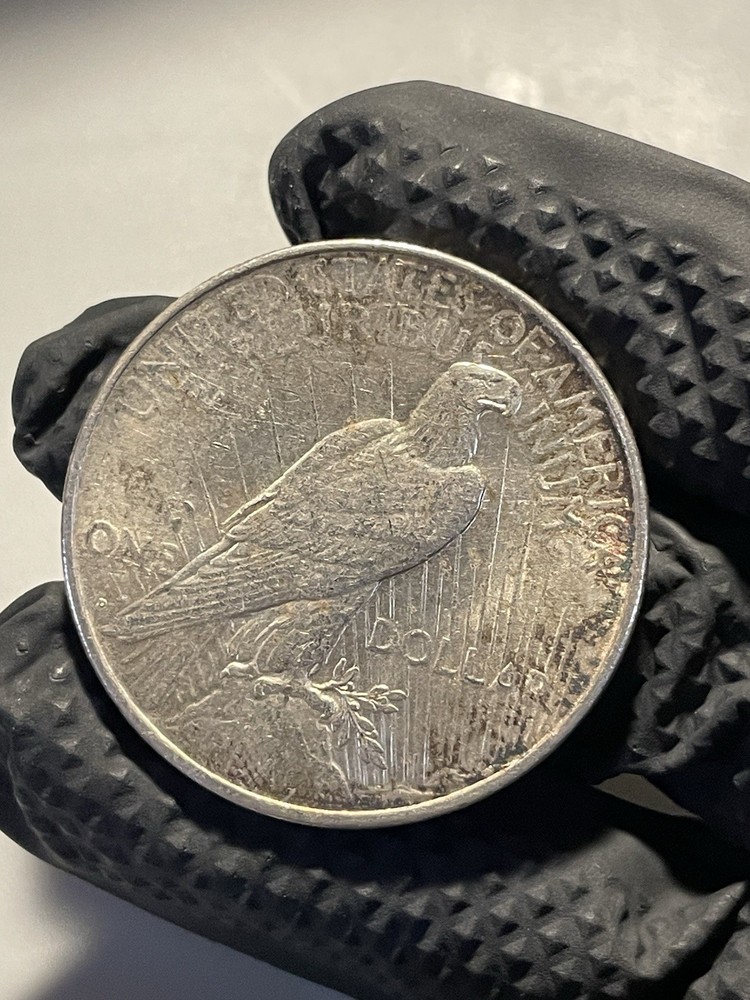 1923 Silver Peace Dollar-Denver Mint