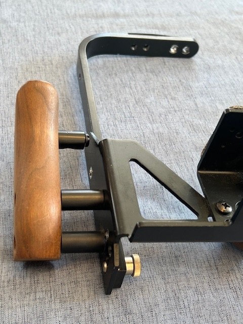 Stroboframe SQ2000 Camera Bracket for Medium format camera flash system