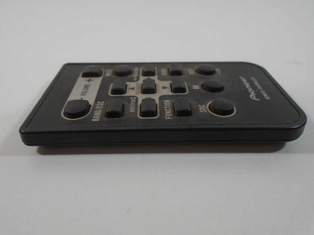 PIONEER CAR STEREO--REMOTE CONTROLLER (LOOK) CXE2758