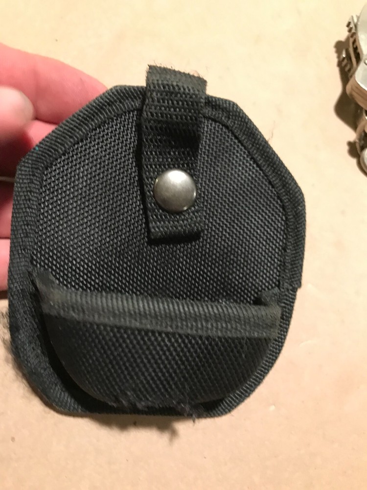 Nylon Handcuff Carrier/Pouch