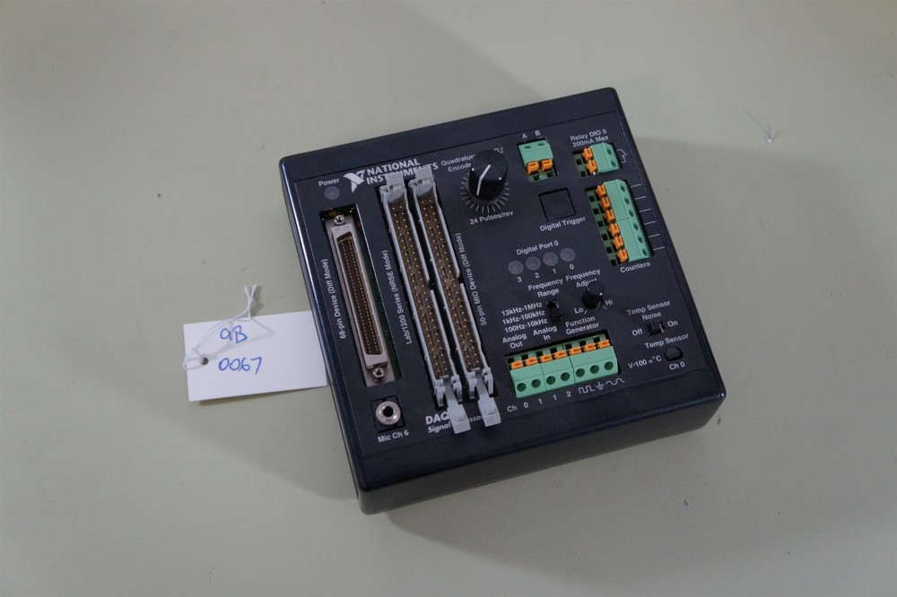 National Instruments 183554C-01 DAQ Signal Accessory