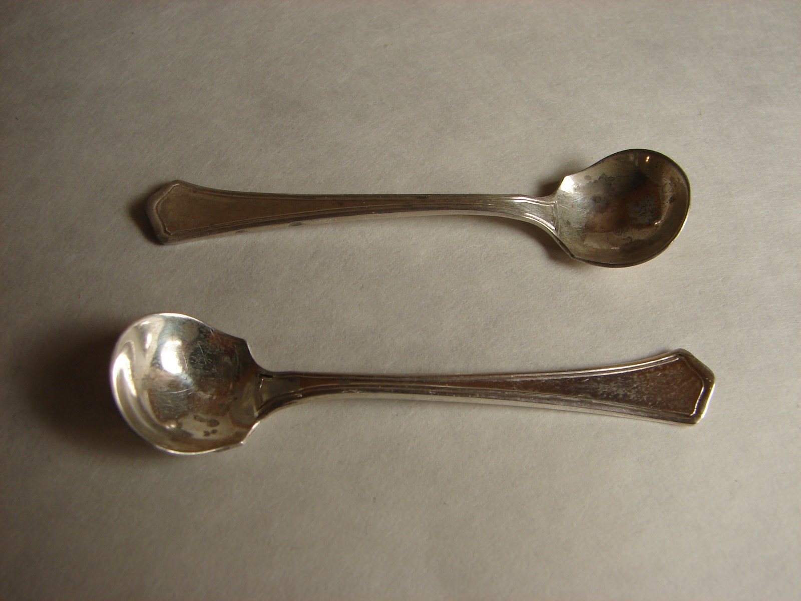 2 Antique Sterling Silver Salt Cellars with Cobalt Glass Liner & Salt Spoons