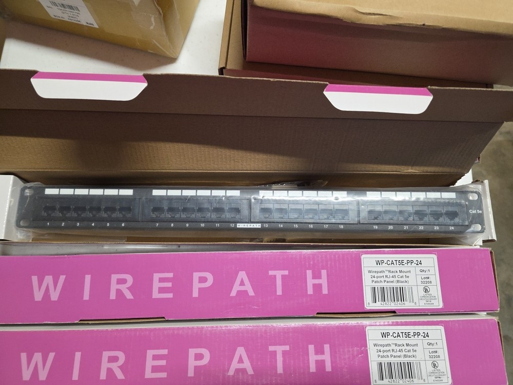 Wirepath 24 Port Cat5e Rack Mount Patch Panel WP-PP24-RM