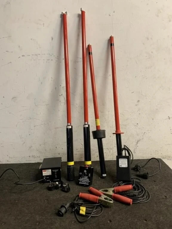 SEAWARD HIGH VOLTAGE TESTING PHASING STICKS PR33 109A913