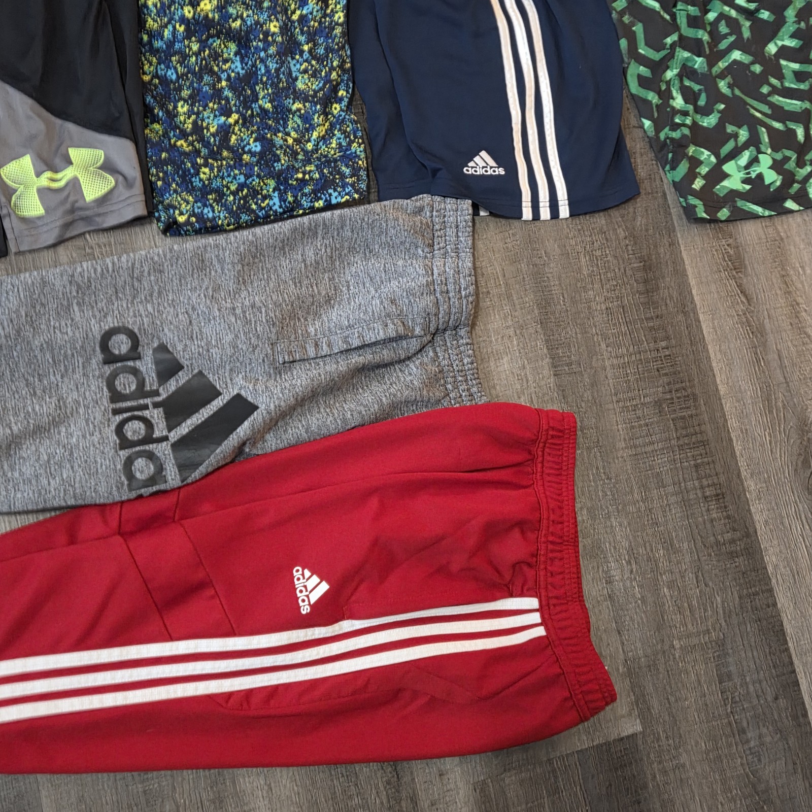 Nike Under Armour Adidas Boys Medium Clothing Lot 25 Pieces