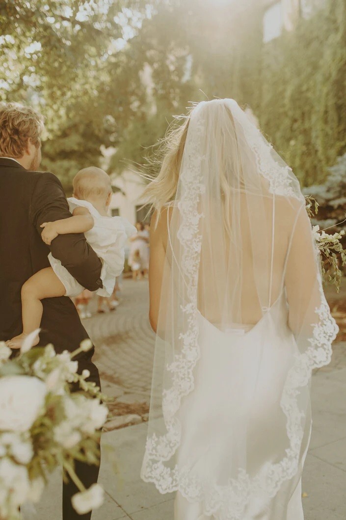 Bridal mantilla Veil with lace edge fingertip length lace bride veil