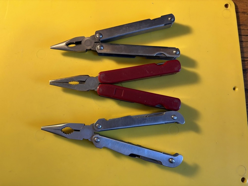 3-Pocket Multi-Tool with 9 Tools - Pliers Cutters Opener Flat Head Scissors L33