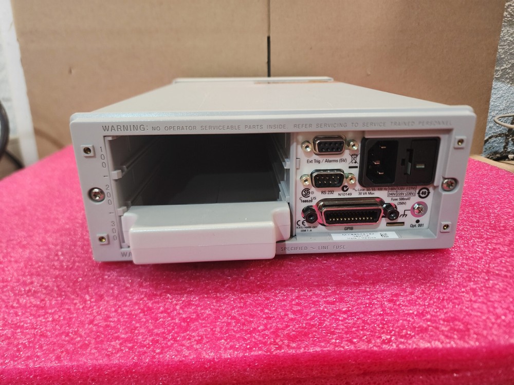 HP/Agilent 34970A Data Acquisition /Switch Unit Option 001 NON-DMM Unit #4