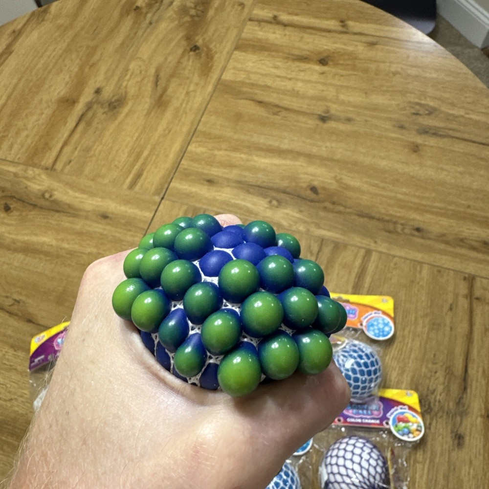 7x Grin Studios Amazing Slime Squish Ball