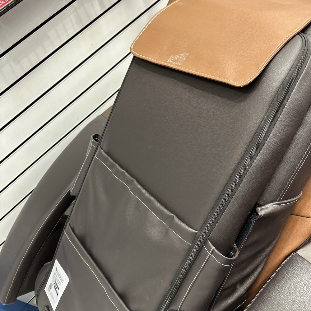 human touch massage chair With A Tab