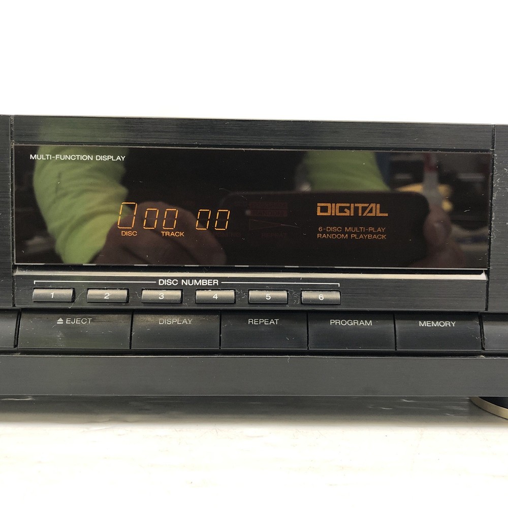 Sharp DX-C3510 Multi-Play 6 Compact Disc Changer w/1 Magazine Doesn't read Discs