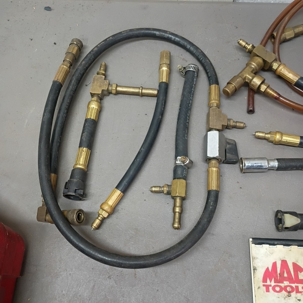Mac Tools FIT1000MS Master Fuel Injection Test Kit Maybe Incomplete