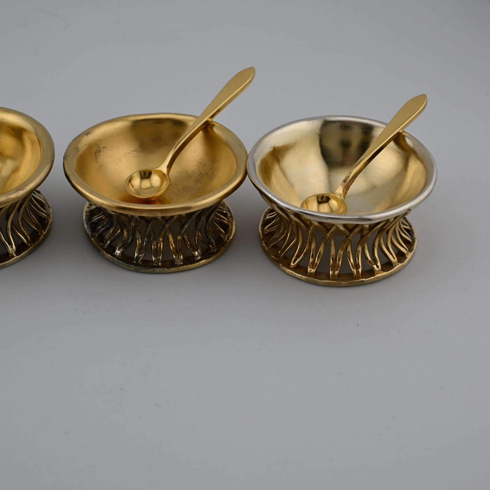 RARE 4 Tiffany & Co Sterling Silver Gilt Salt Cellars & Spoons Mexico 7.55ozt