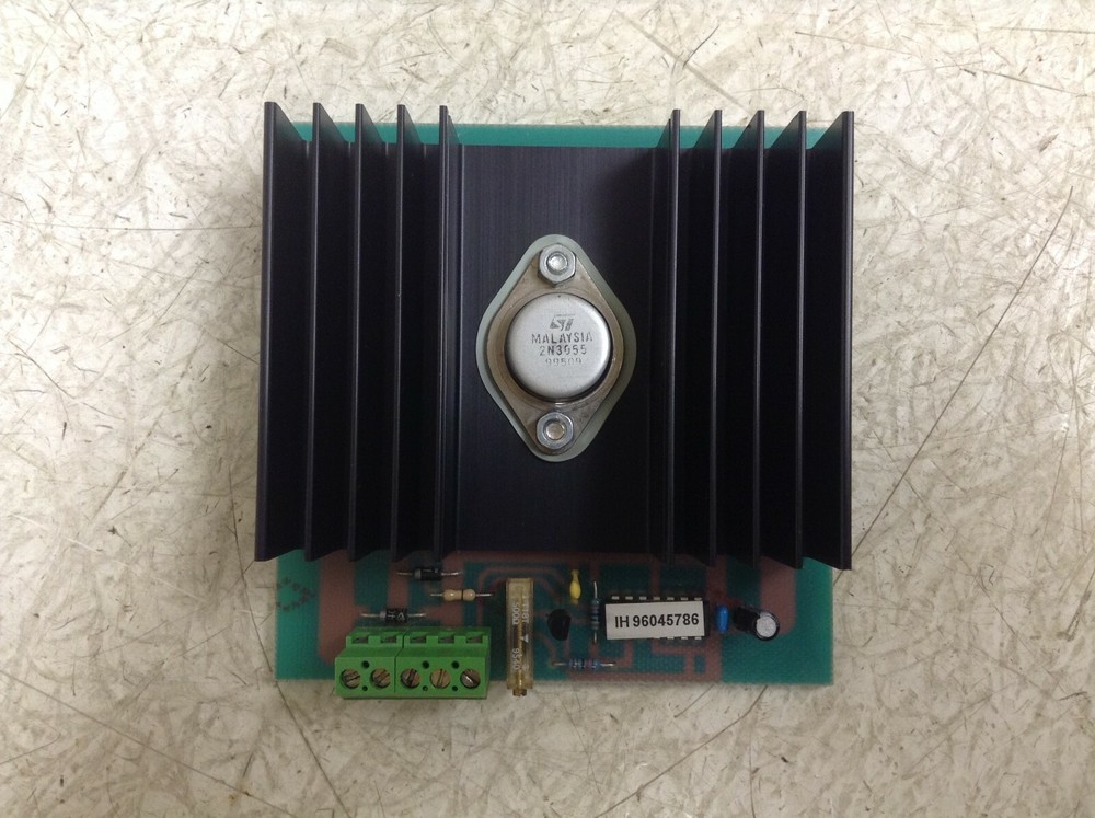 Verstarker FMB VS1 Interface Unit IH 96045786 (OK)