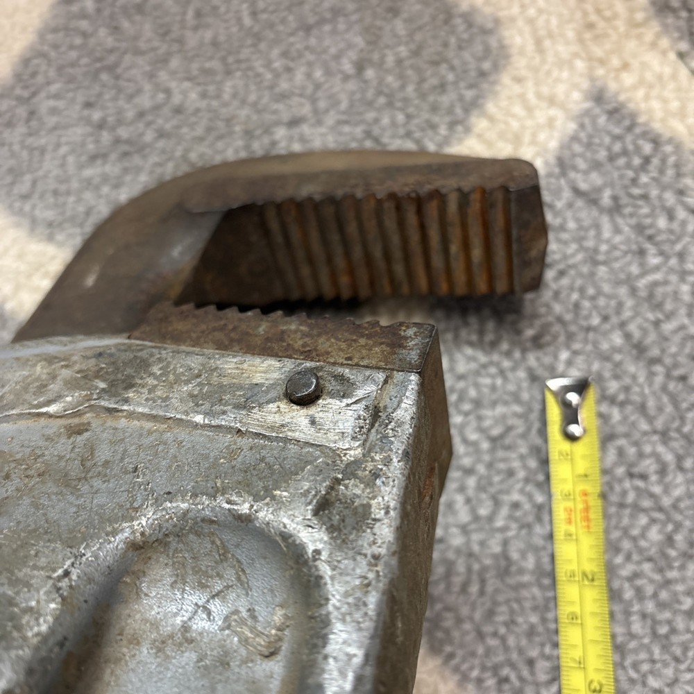 Rigid 36" Aluminum Pipe Wrench Model 836 - WORKING CONDITION