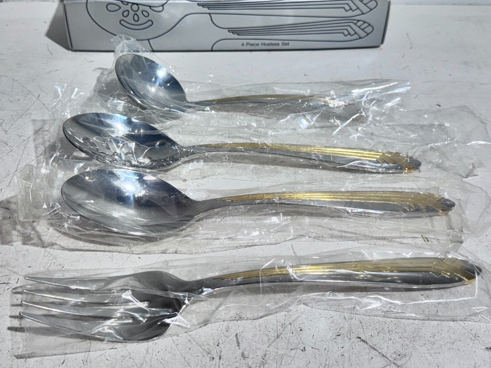 Mikasa Gerald Patrick Connection Gold 4pc Hostess Set G3355/592