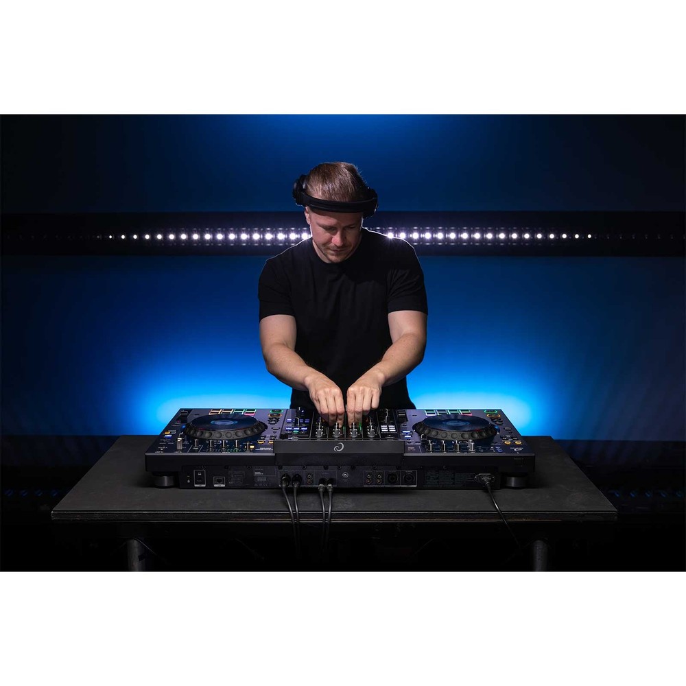 AlphaTheta XDJ-AZ Professional All-in-One DJ Controller System w Rolling Case