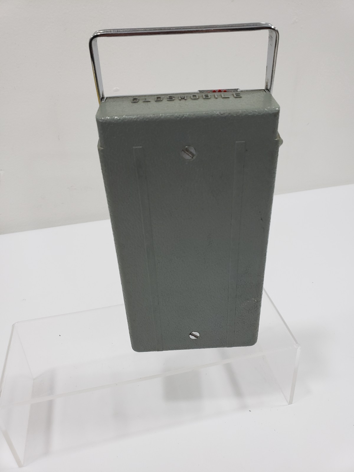 Vintage 1959 OLDSMOBILE TRANS-PORTABLE AM Car Radio for Parts or Restore 989172