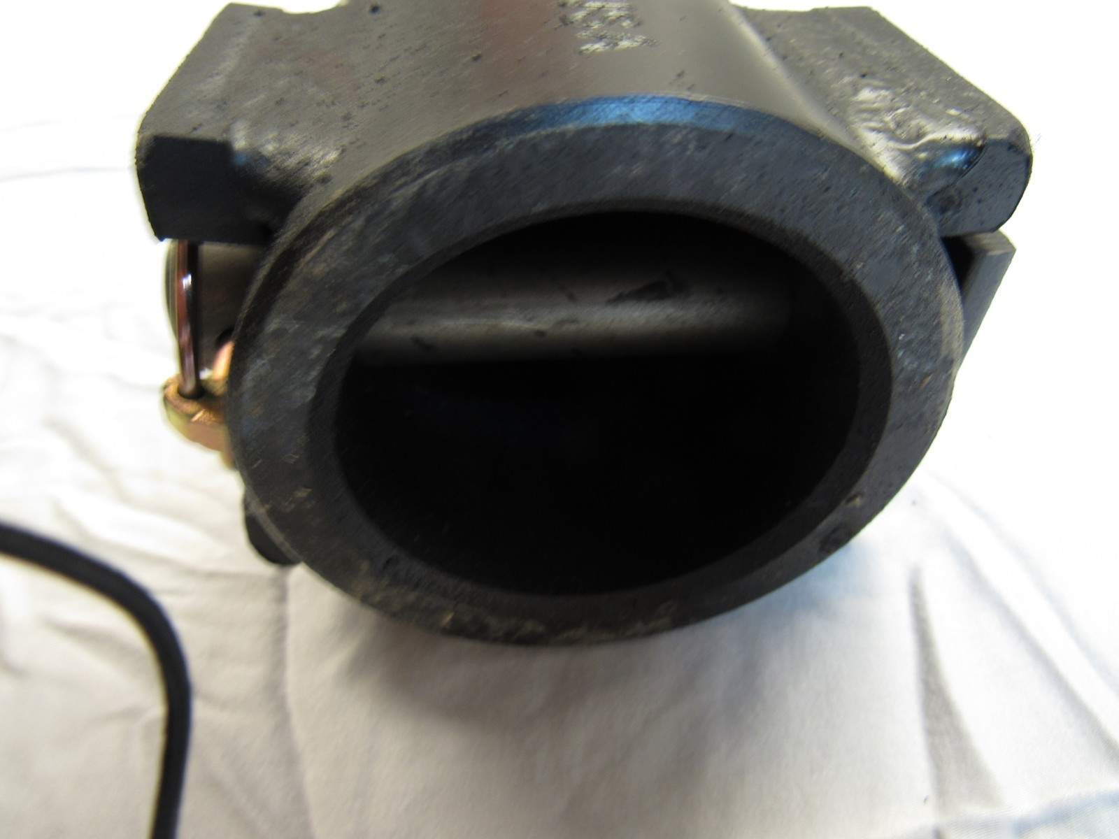 Lowe Auger Bit Conversion Adapter, 2 9/16 Round to 2 Hex