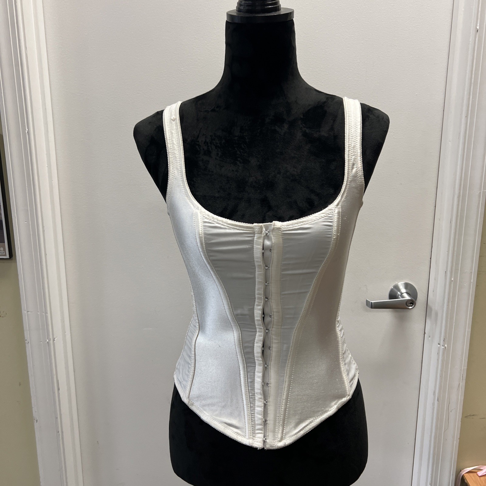 'Fredericks of Hollywood' Edwardian-Style Stretchy Corset, fits a 24"-28" Waist