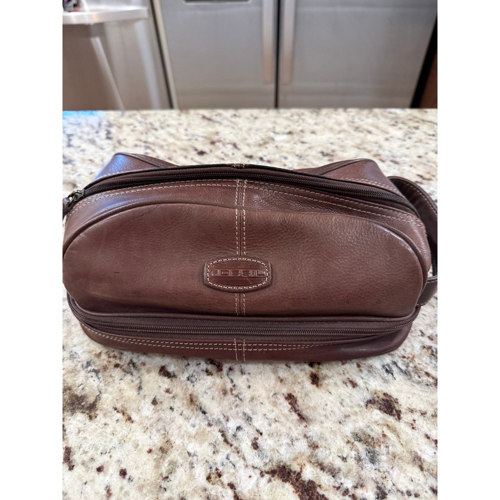 Vintage Fossil Leather Dopp Kit