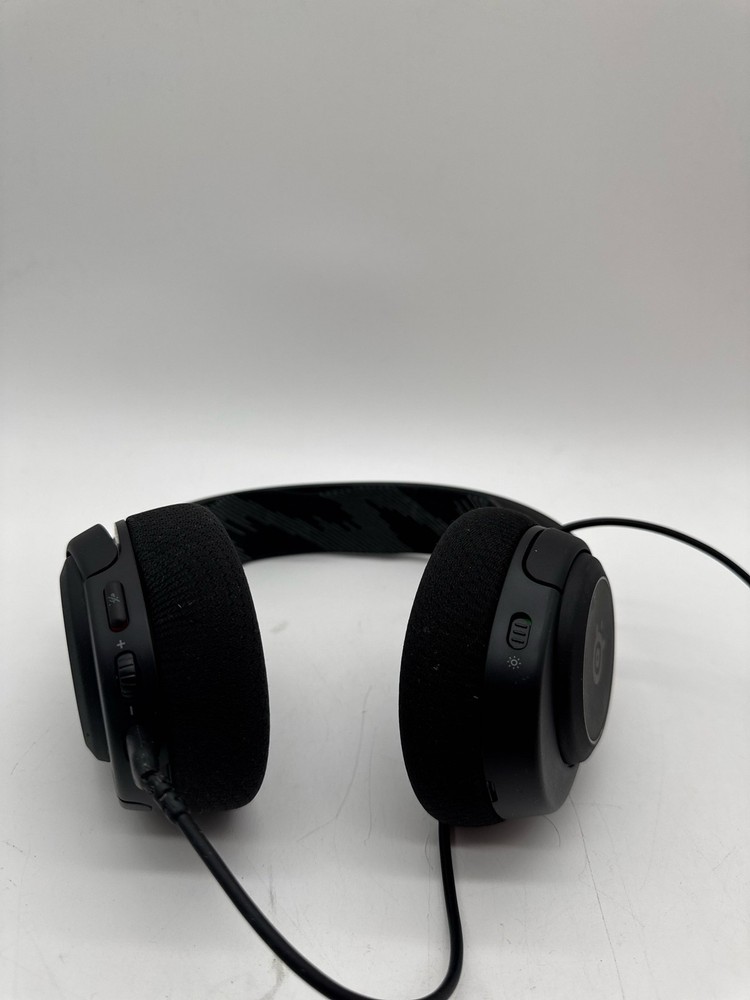 SteelSeries Arctis Nova 3 Multi-Platform Gaming Headset Black 61631