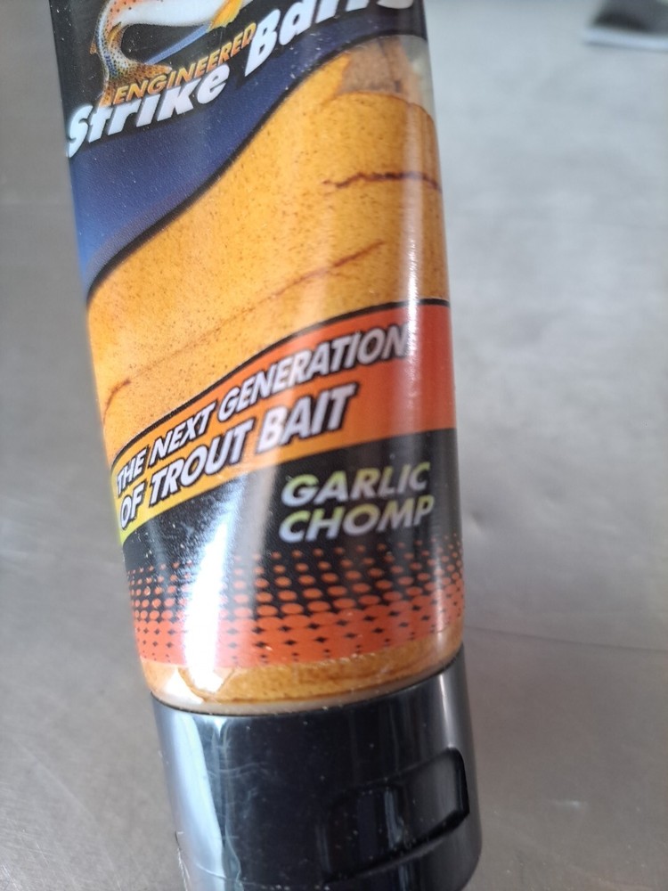 (2 Tubes) Engineered Strike Baits Fish Attractant - Garlic Chomp