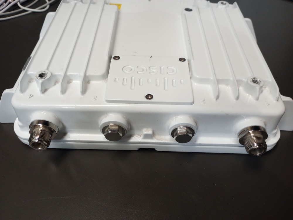 Cisco IW3702-2E-B-K9 Industrial Wireless Access Point