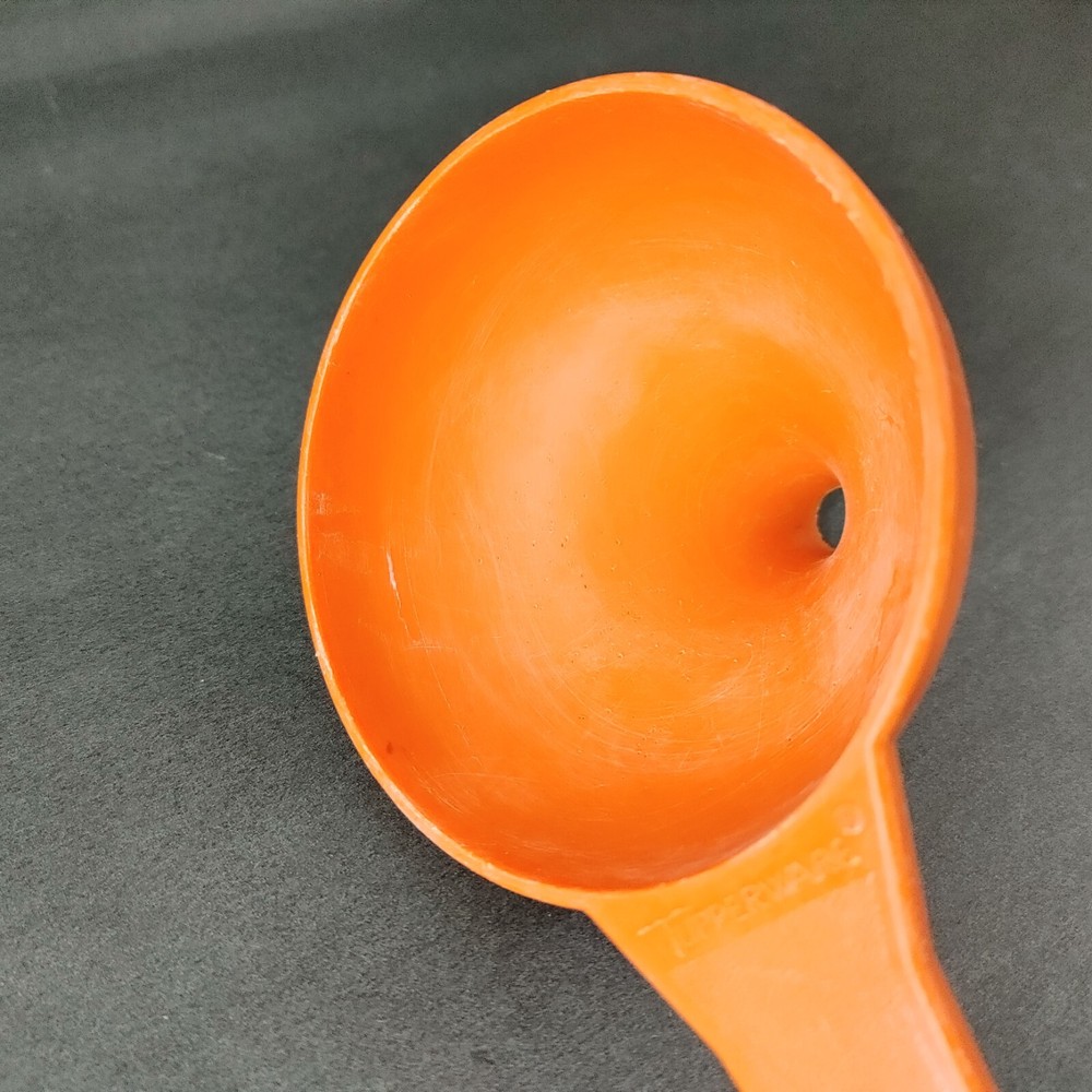 Tupperware Small Orange Funnel w/Handle 1227-3