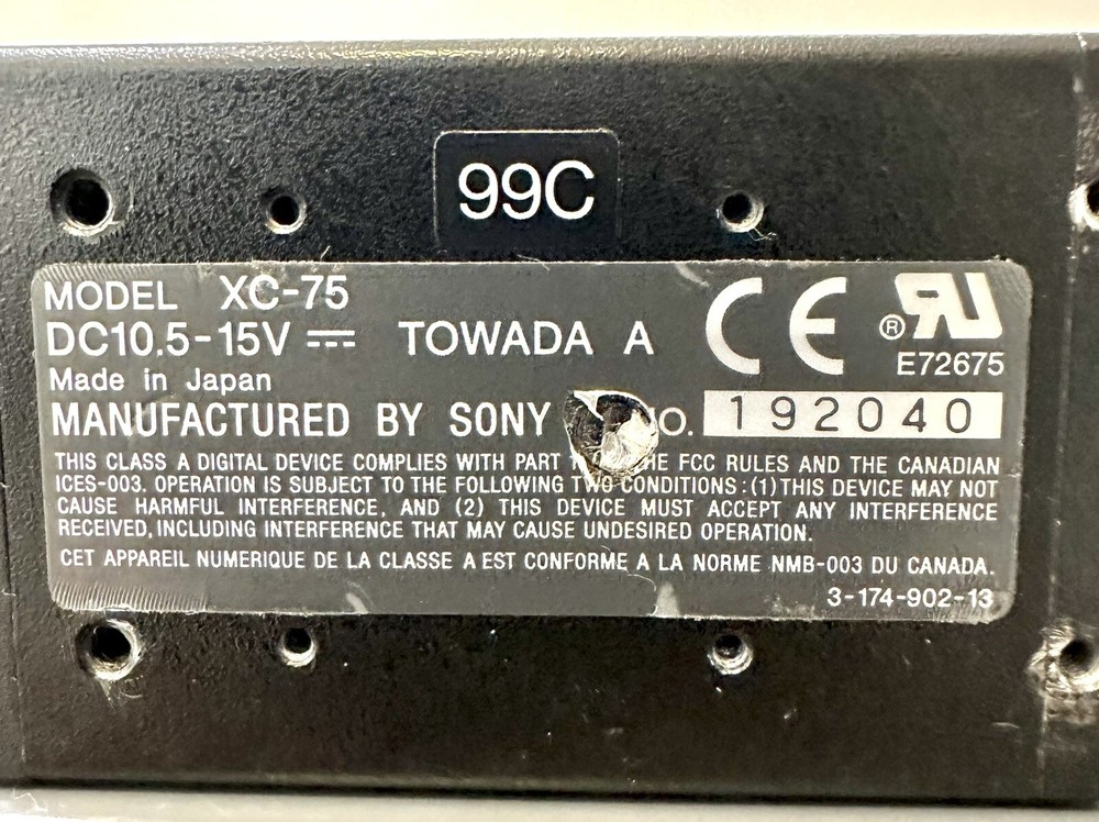 Sony CCD Microscope Video Camera Module Model XC-75 Towada 10.5-15VDC