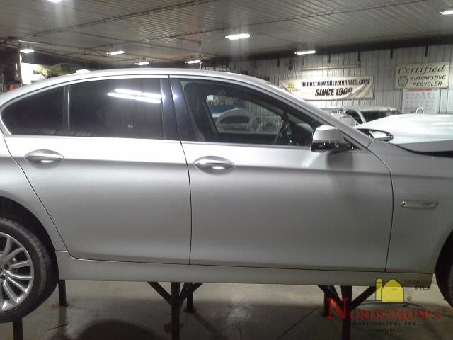 2014 BMW 528i Front Spindle Knuckle AWD Left